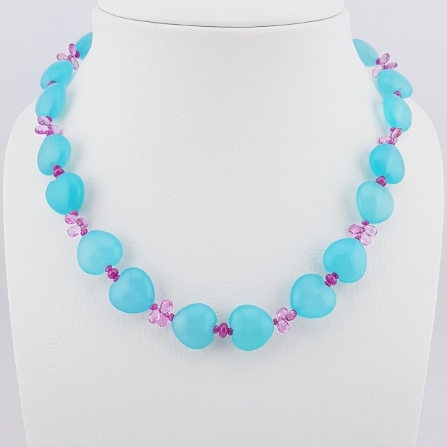 Collier Calcédoines, Saphirs et Rubis