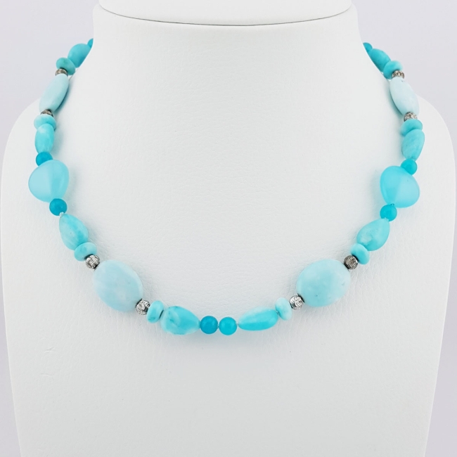 Collier en Aigue-Marines et Calcédoines