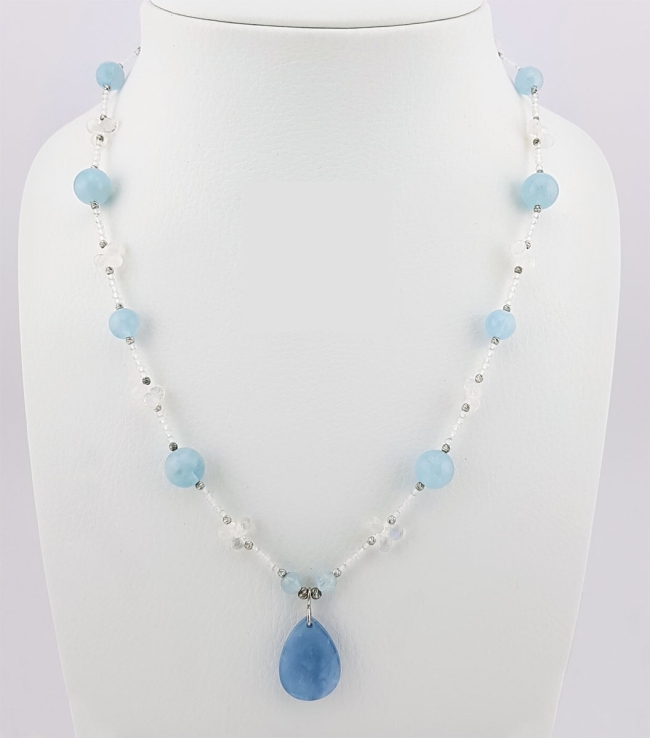 Collier en Aigue-Marine et Pierres de Lune